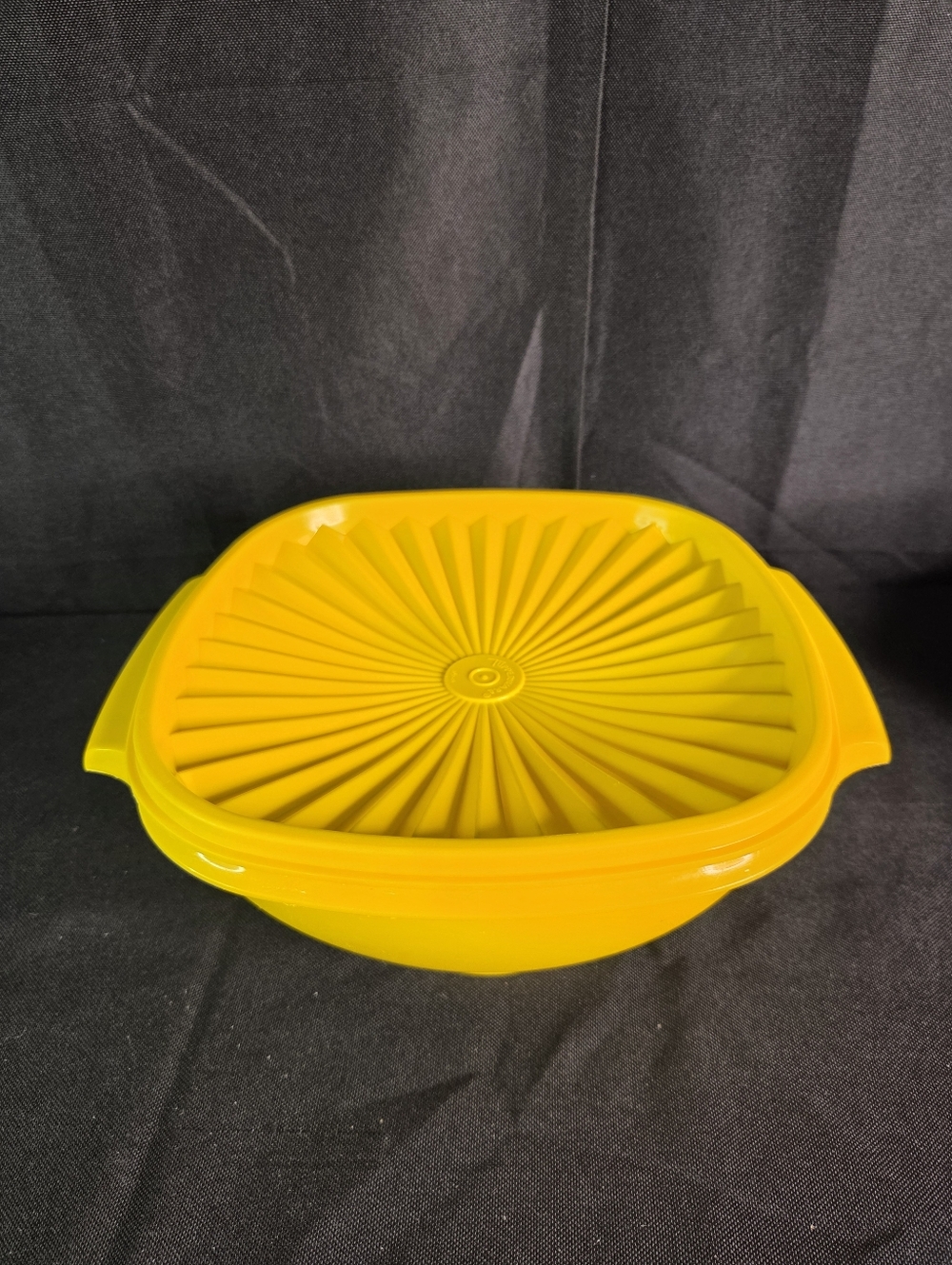 Vintage Tupperware Servalier Bowl